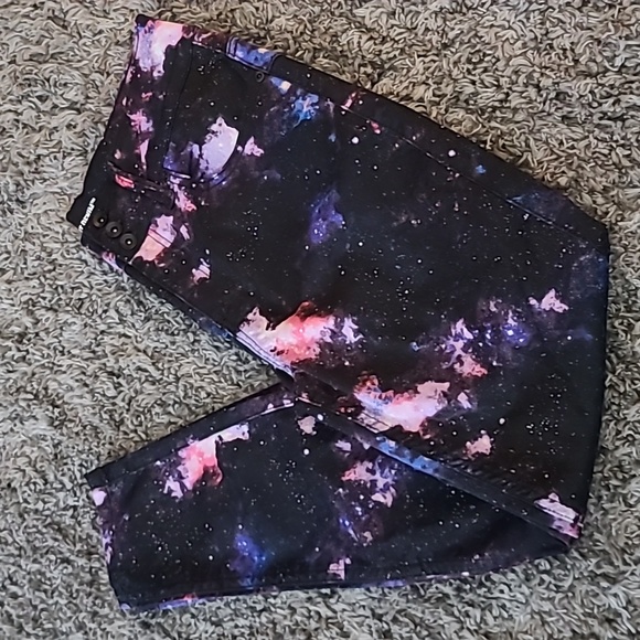 EUC Hot Topic Denim Hi-Rise super skinny size 11 Galaxy jeans. - Picture 5 of 8